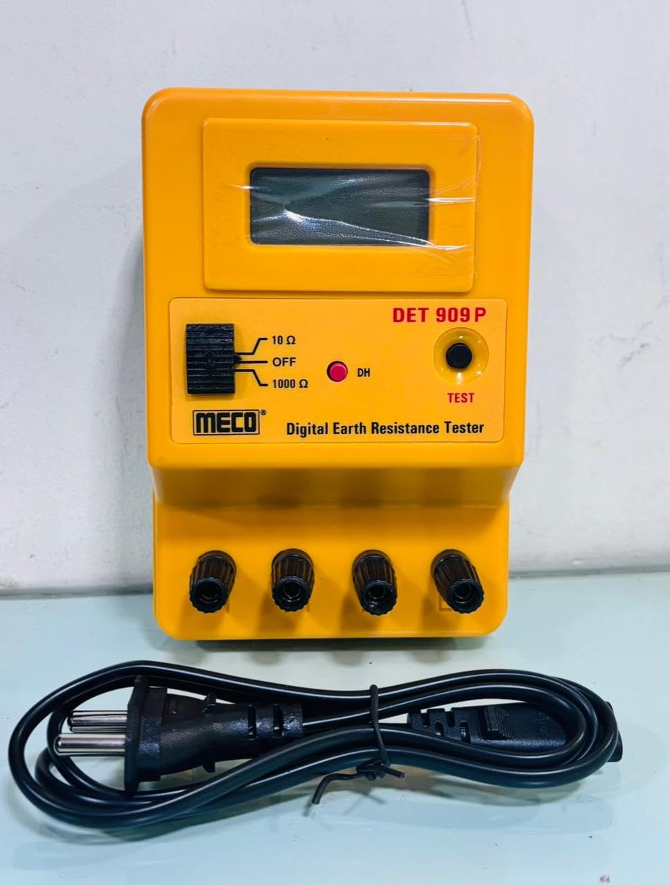 MECO DET 909 P Digital Earth Resistance Tester 10 Ohms & 1000 Ohms