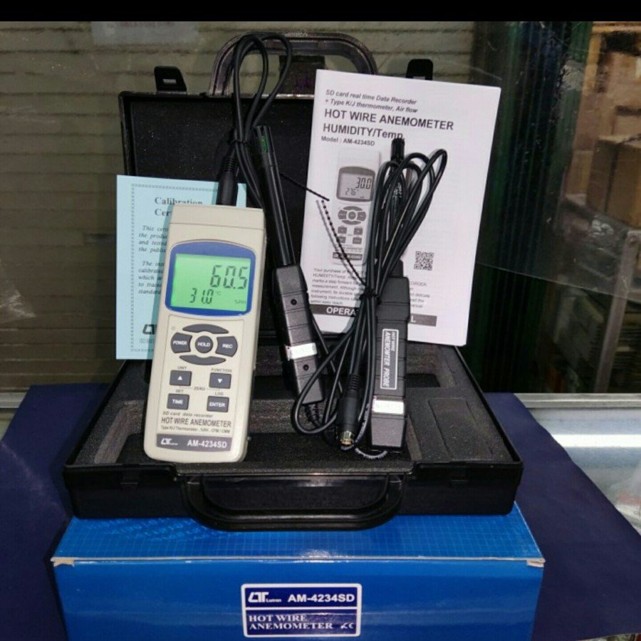LUTRON AM-4234SD Hot wire anemometer and Humidity Meter