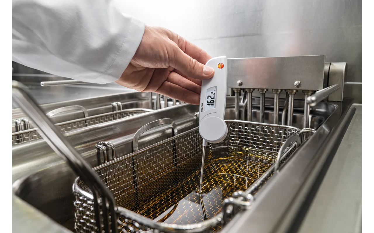 Testo 104 - Waterproof folding food thermometer